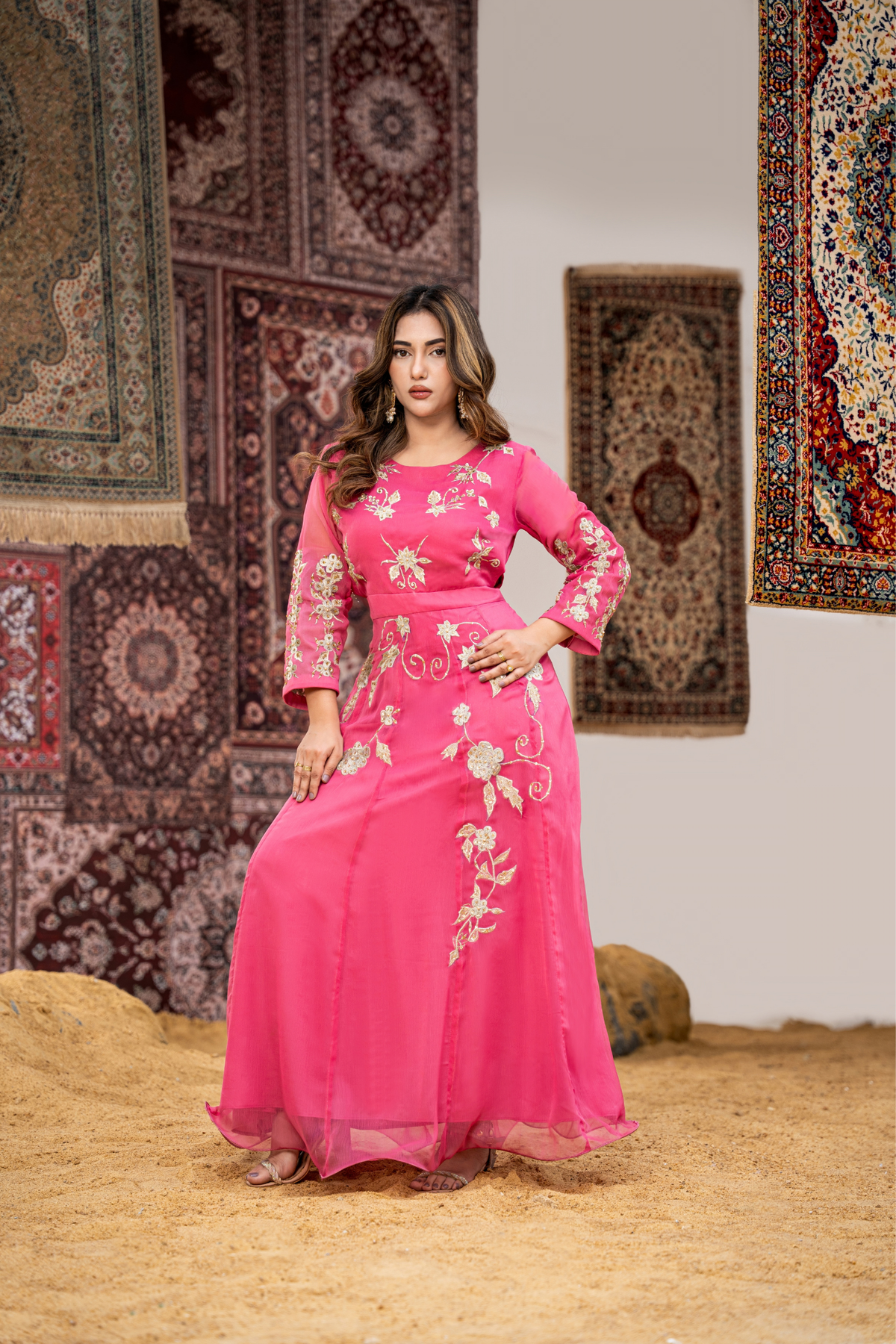 ROSÉ ÉLAN – Luxury Embroidered Pink Maxi