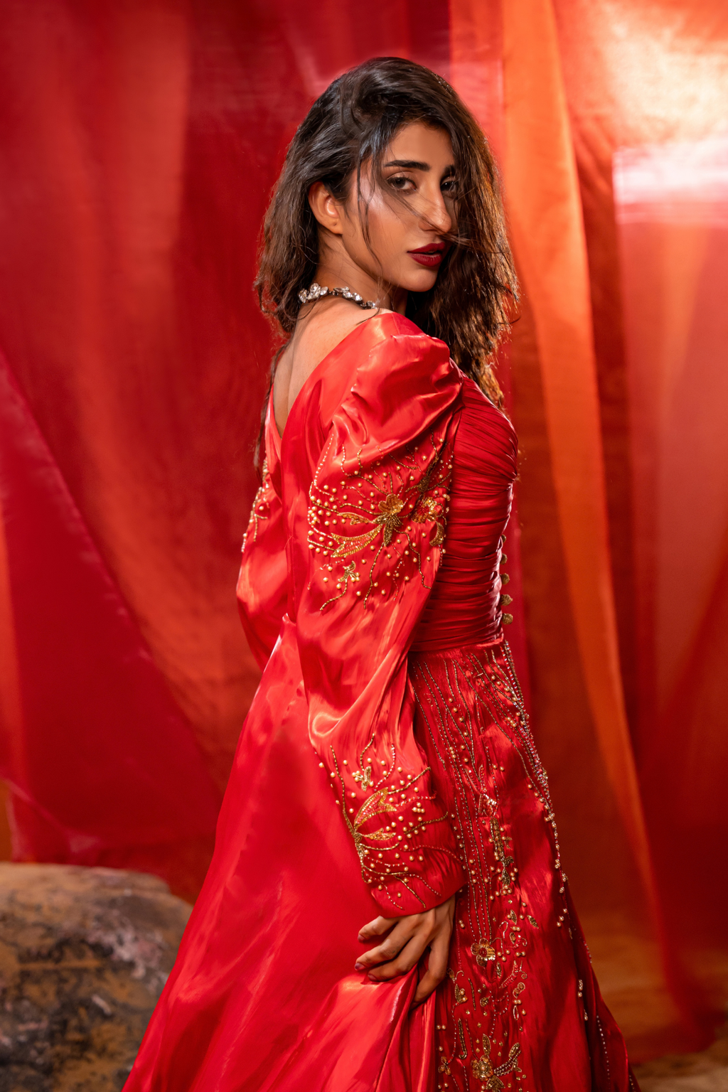 RAVENNA - Crimson Sovereign Luxury Maxi