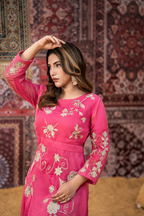 ROSÉ ÉLAN – Luxury Embroidered Pink Maxi